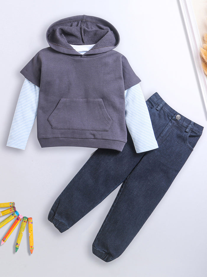 Full Sleeve T-Shirt With Attached Half Sleeve Hoodie And Joggers