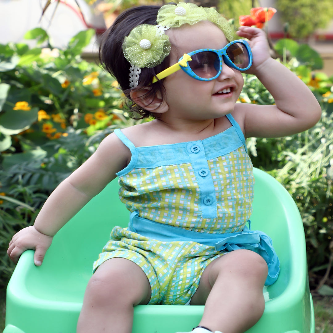 Choose Organic Baby Clothing For the Safety of Your Child
