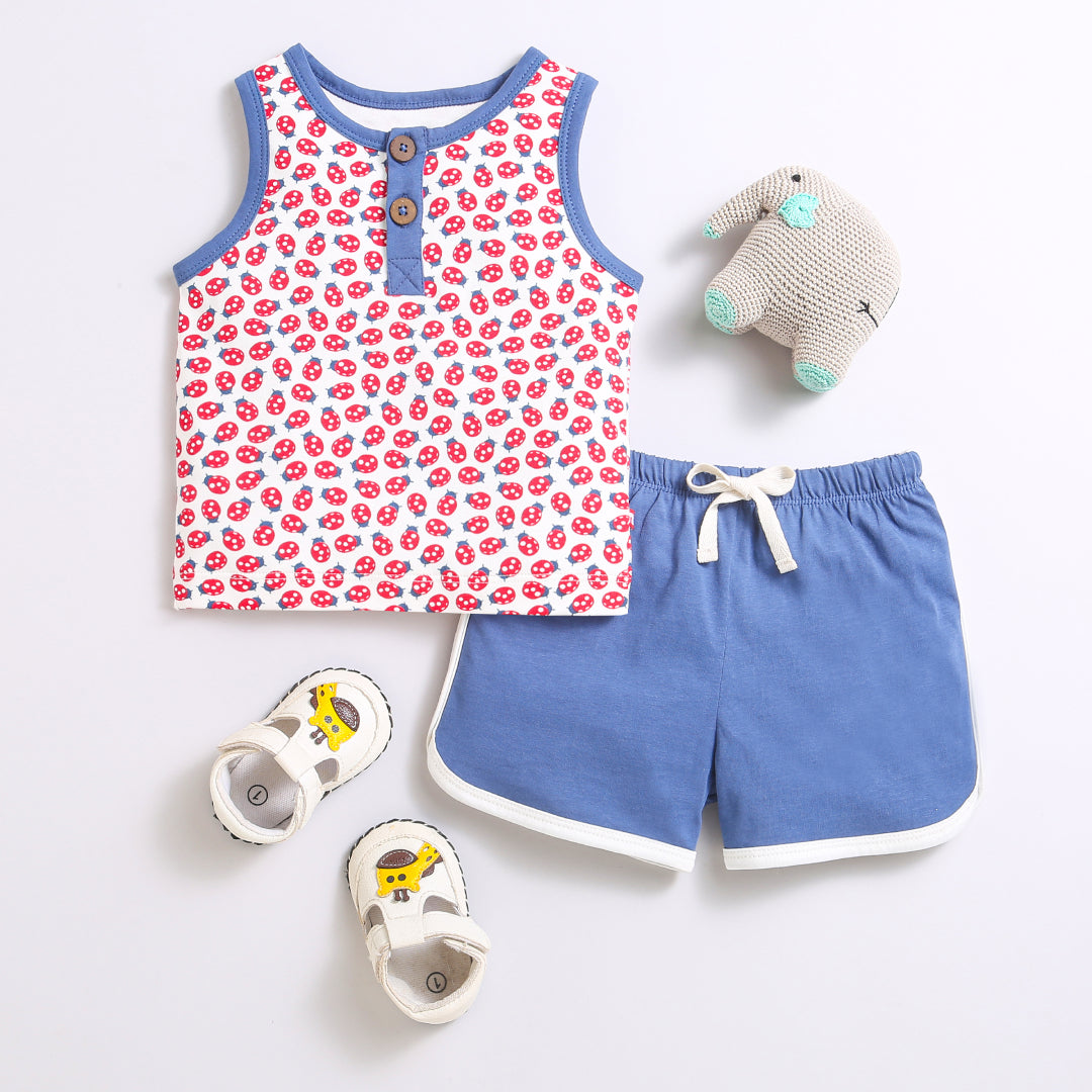 Building a Sustainable Future: The Importance of Organic Baby Clothing for Your Little Ones.
